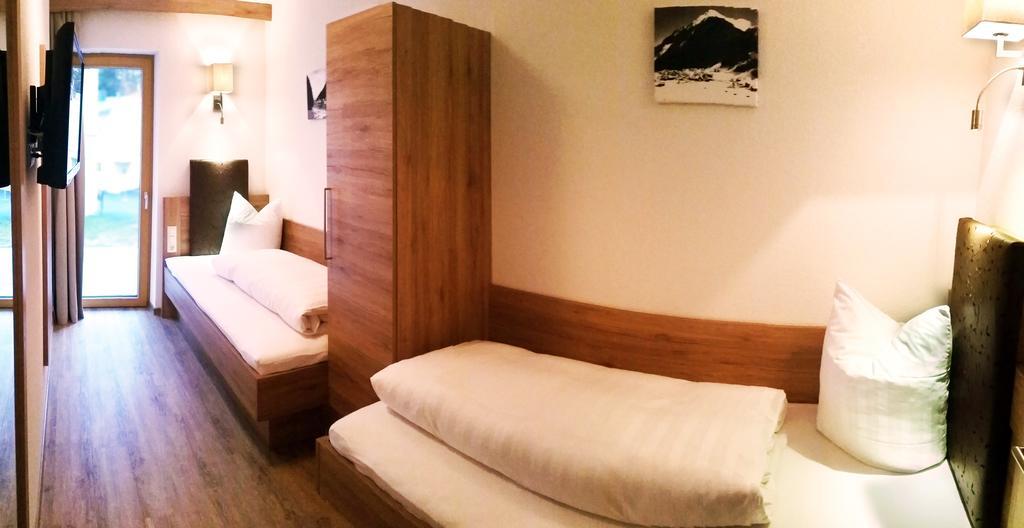 Apart Viva Ischgl Room photo